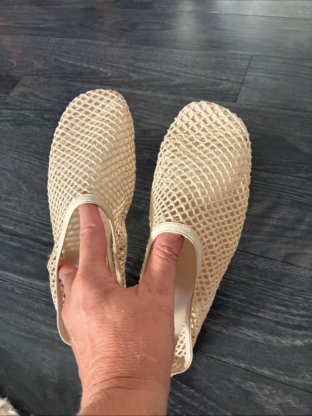 Never worn- Reformation Britt Ballet Flat. Cream 9.5